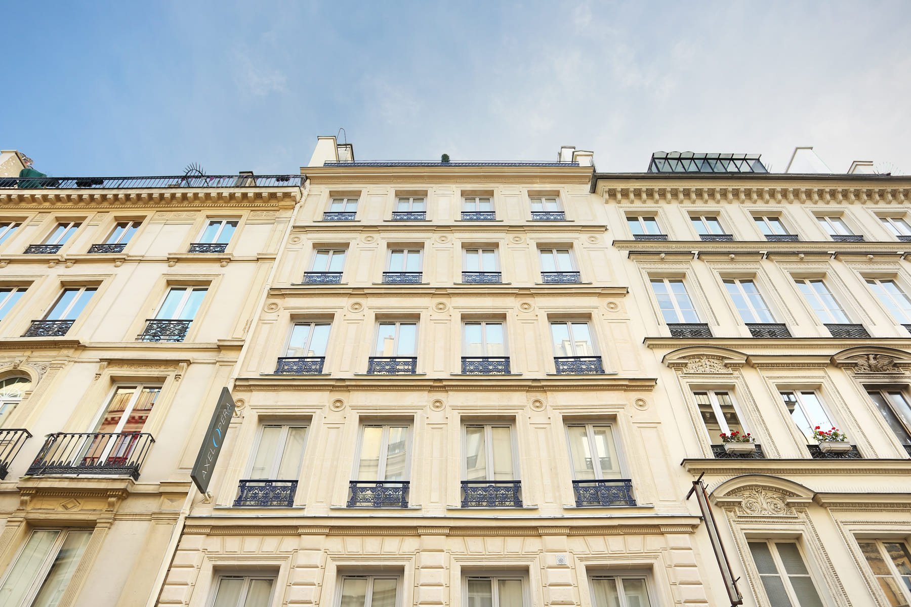 3 Rue De La Boule Rouge 75009 Paris Accueil